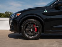 2022 Alfa Romeo Stelvio Quadrifoglio-7