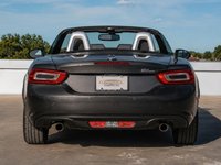 2019 Fiat 124 Spider Lusso-4