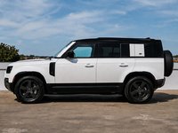 2024 Land Rover Defender X-Dynamic SE-4
