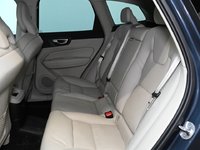 2023 Volvo XC60 Recharge Core Bright Theme-3