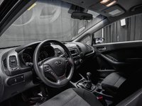 2017 Kia Forte LX MANUEL-6