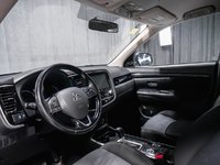 Mitsubishi Outlander  2020-6