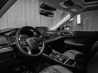 Mitsubishi Outlander SEL 2023-5