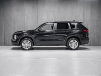 2024 Mitsubishi Outlander ES-4