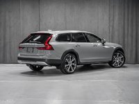 2026 Volvo V90 Cross Country Ultra-2