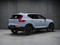 Volvo XC40 B5 ULTIMATE DARK 2024-2