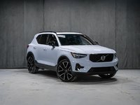 Volvo XC40 B5 ULTIMATE DARK 2024-1