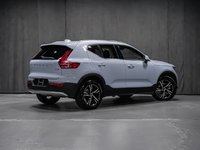 2025 Volvo XC40 B5 CORE BRIGHT CLIMATE-2