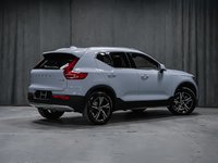 Volvo XC40 B5 CORE BRIGHT 2025-2