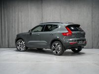 Volvo XC40 Plus (Dark Theme) 2026-4
