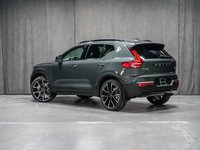 Volvo XC40 Plus (Dark Theme) 2026-4