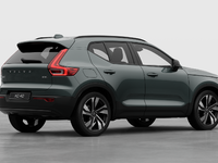 Volvo XC40 Plus (Dark Theme) 2026-3