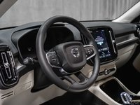 Volvo XC40 Plus (Dark Theme) 2026-7