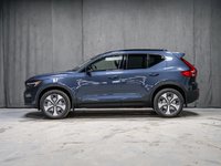 Volvo XC40 Plus (Dark Theme) 2026-2