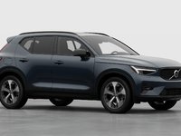 Volvo XC40 Plus (Dark Theme) 2026-2