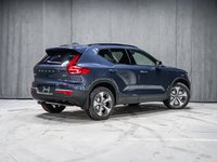 Volvo XC40 Plus (Dark Theme) 2026-3
