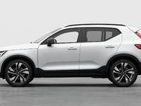 Volvo XC40 Plus (Dark Theme) 2026-7