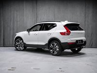 Volvo XC40 Plus (Dark Theme) 2026-4