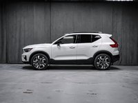 Volvo XC40 Plus (Dark Theme) 2026-3