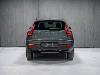 2026 Volvo XC40 Plus (Dark Theme)-5