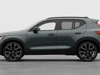Volvo XC40 Plus Dark Theme 2026-7