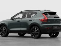 Volvo XC40 Plus Dark Theme 2026-1
