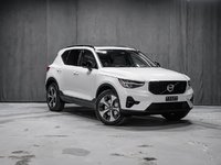 Volvo XC40 Plus (Dark Theme) 2026-1