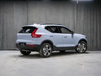 Volvo XC40 Plus Dark Theme 2026-4