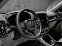 Volvo XC40 Plus Dark Theme 2026-5
