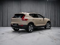 Volvo XC40 Plus Dark Theme 2026-7