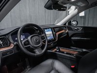 2024 Volvo XC60 B5 PLUS DARK-6