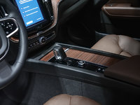 2025 Volvo XC60 Plus Dark Theme-7