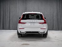 Volvo XC60 Plus, B5 AWD, Dark Theme 2025-5