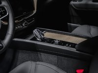 2026 Volvo XC60 Plus-7