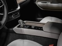 Volvo XC90 Plug-in hybrid Plus 7-Seater (Dark Theme) 2026-7