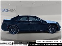 2023 Chrysler 300 S-6