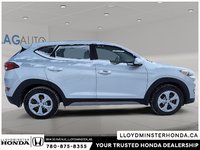 2017 Hyundai Tucson Base-6