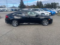 Honda Civic Sedan SE 2018-3