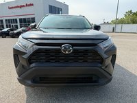 Toyota RAV4 LE 2020-1