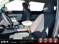 2024 Kia Carnival LX-7