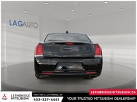 2023 Chrysler 300 Touring-2