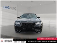 2023 Chrysler 300 Touring-1