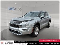 2025 Mitsubishi Outlander SE-0