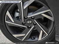 2025 Hyundai Elantra Luxury-7