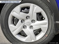 2025 Hyundai Venue Essential-7