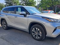 2024 Camions Toyota Highlander XLE-1