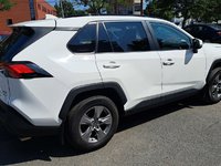 Camions Toyota RAV4 XLE 2022-3