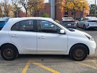 2015 Nissan Micra SV-2