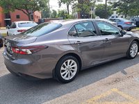 Toyota Camry Hybrid LE 2021-3