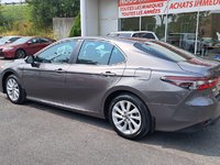 Toyota Camry Hybrid LE 2021-4
